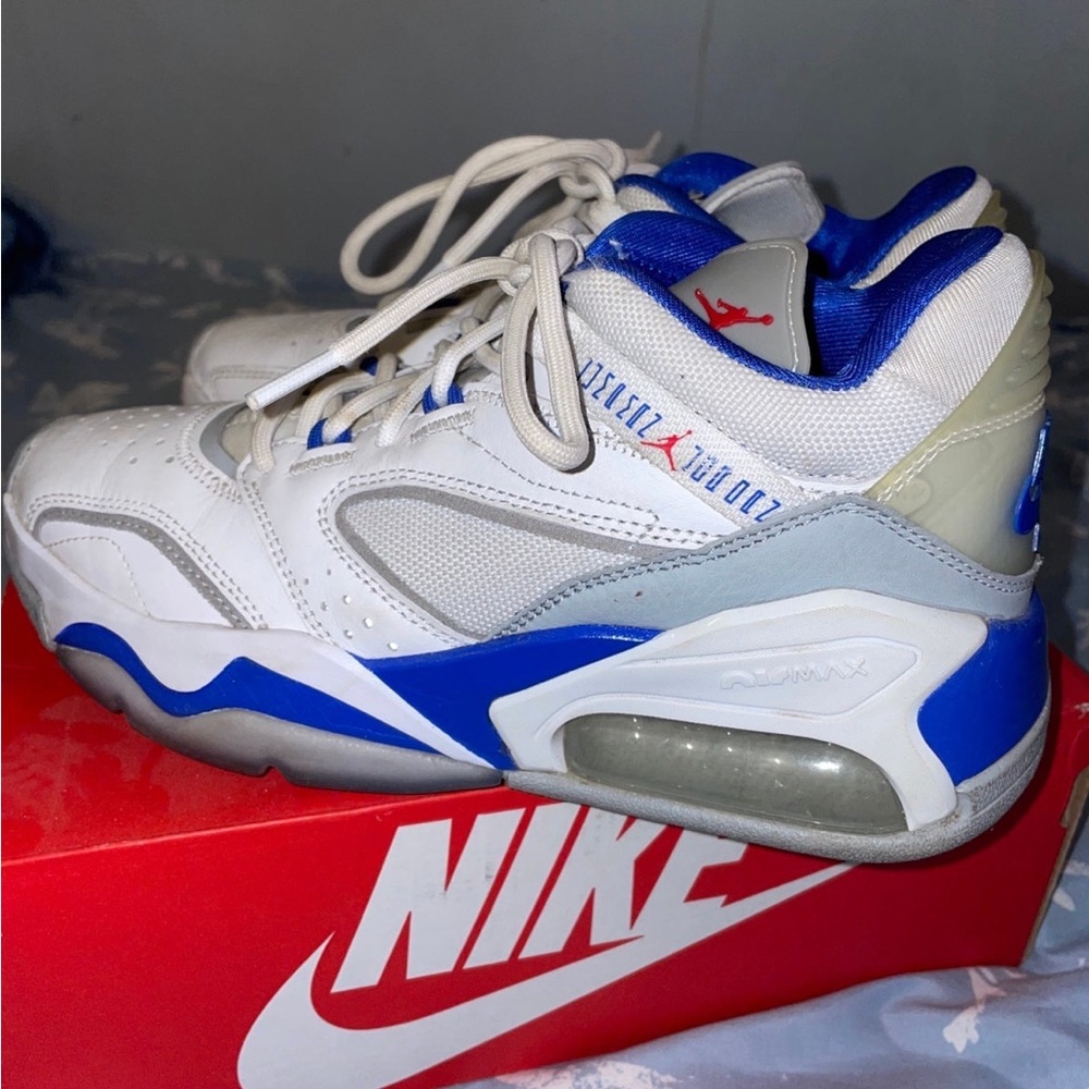 Nike point lane sneakers
